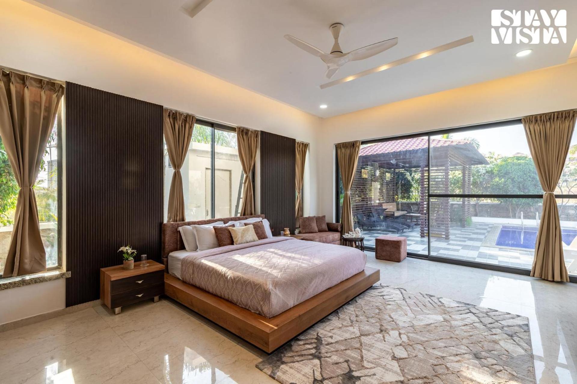 Stayvista'S Bella Dream - Mountain-View With Outdoor Pool, Lawn Featuring A Gazebo & Indoor Games ウダイプル エクステリア 写真